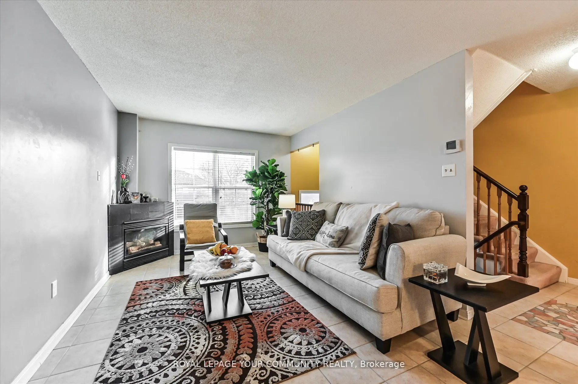 541 Bondi Ave