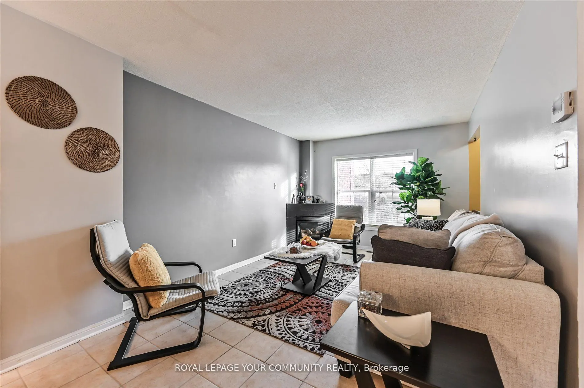 541 Bondi Ave