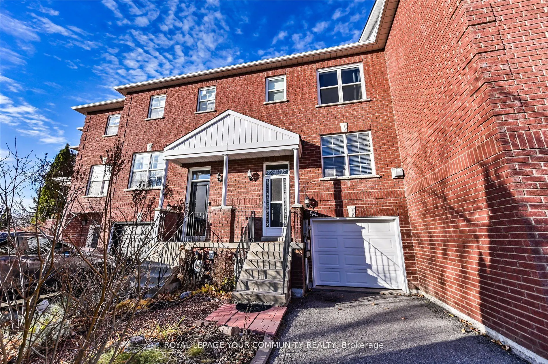 541 Bondi Ave