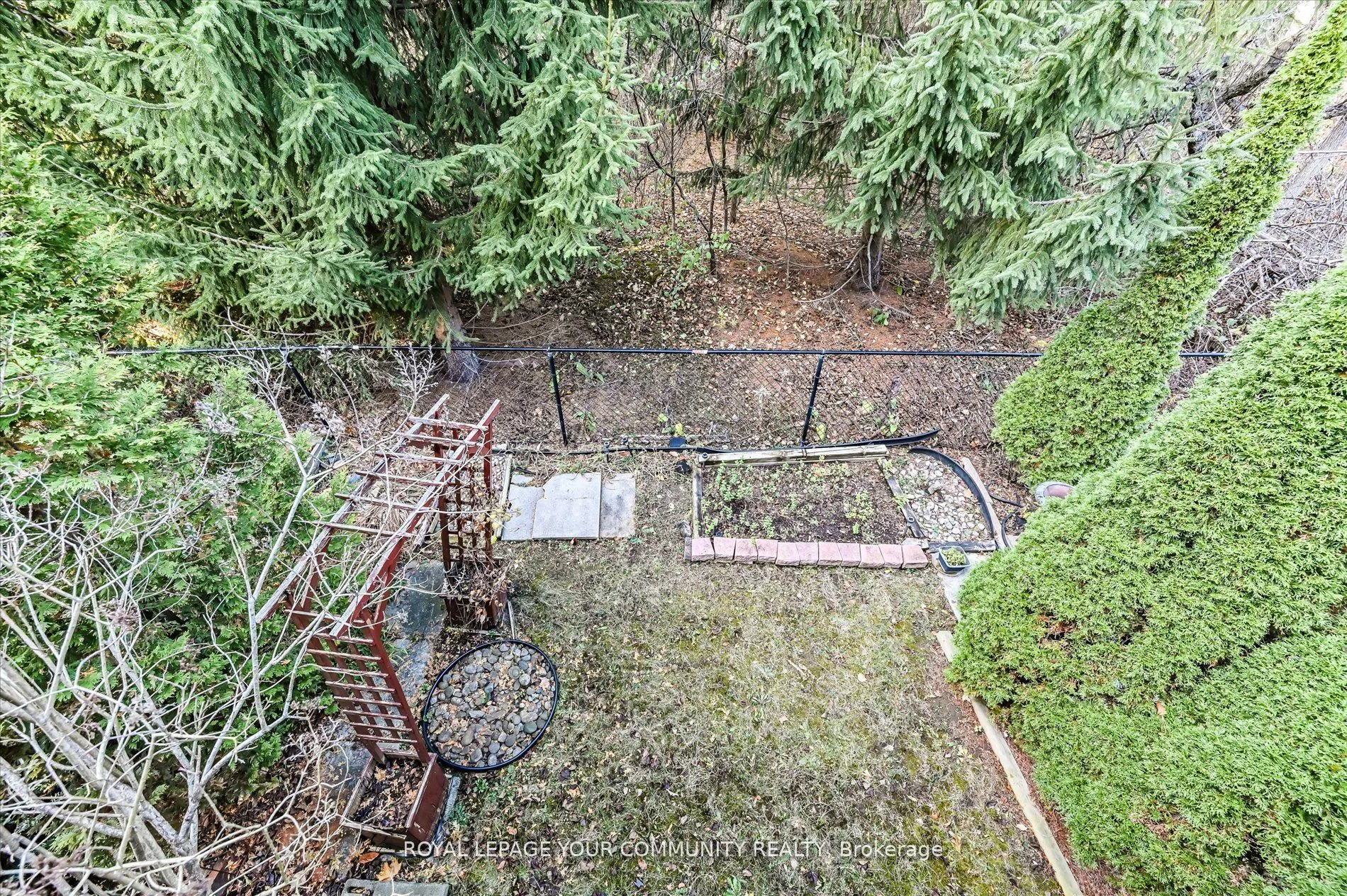 541 Bondi Ave