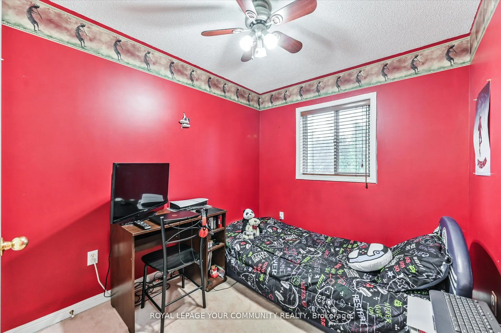 541 Bondi Ave