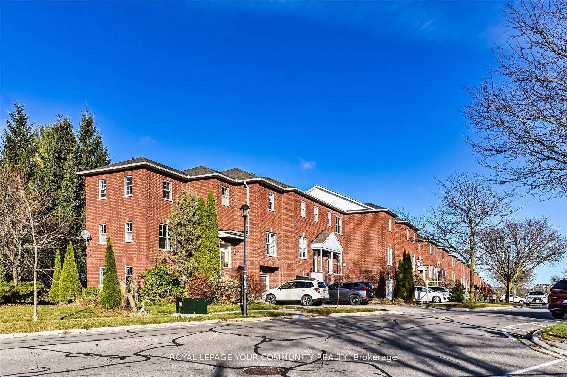 541 Bondi Ave