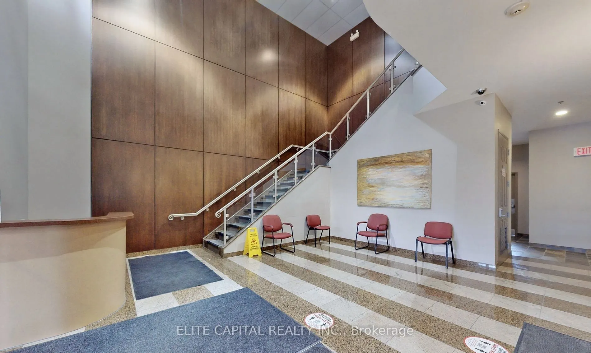 8787 Woodbine Ave, #221