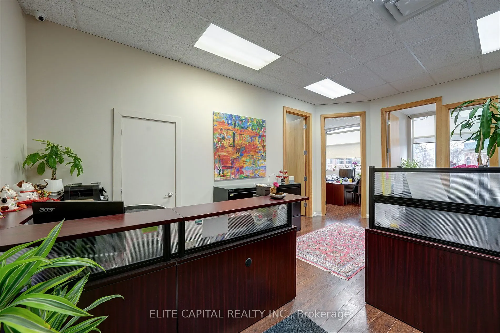 8787 Woodbine Ave, #221