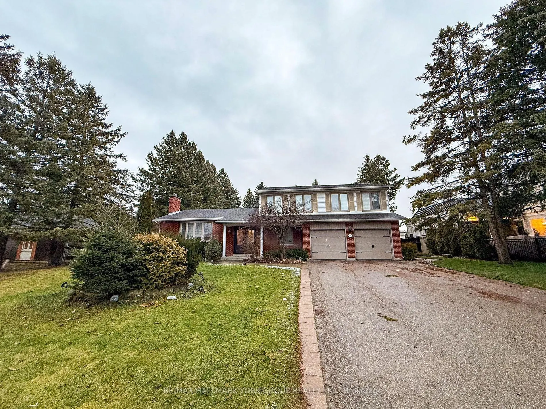 225 Patricia Dr