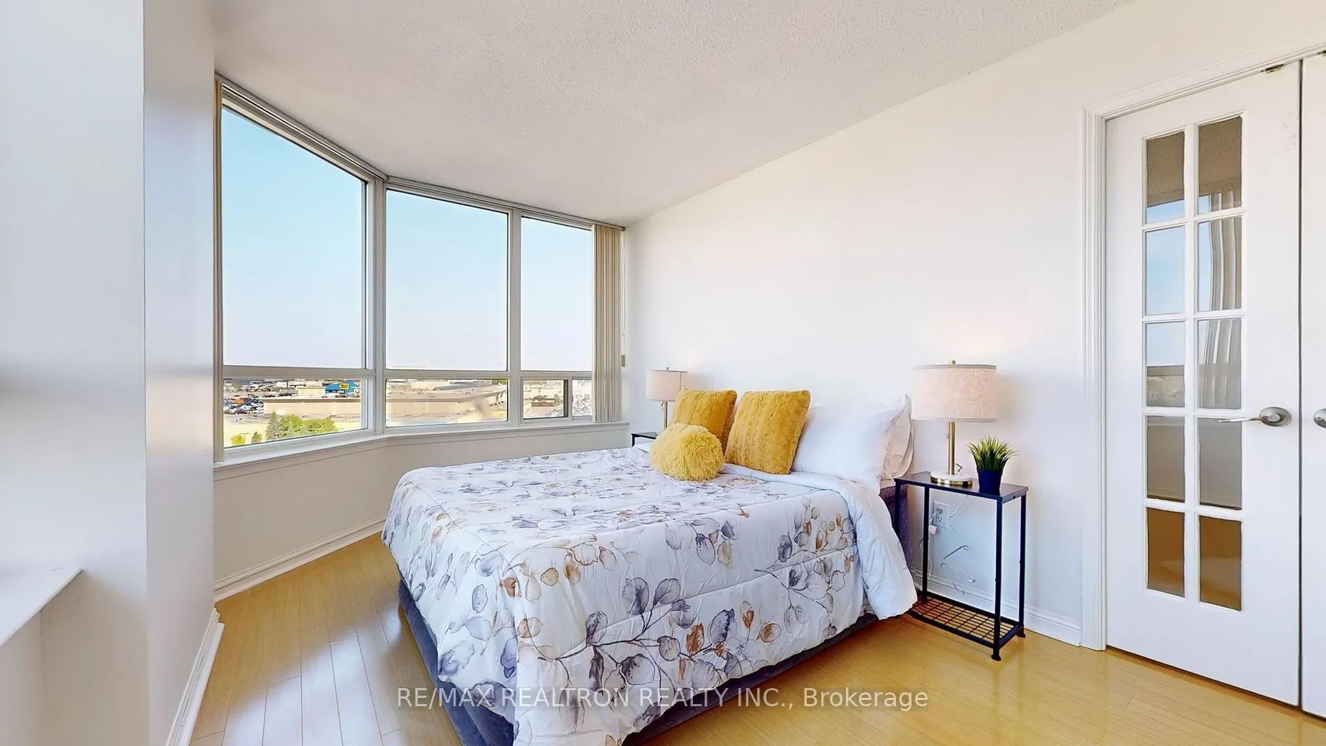 610 Bullock Dr, #1015