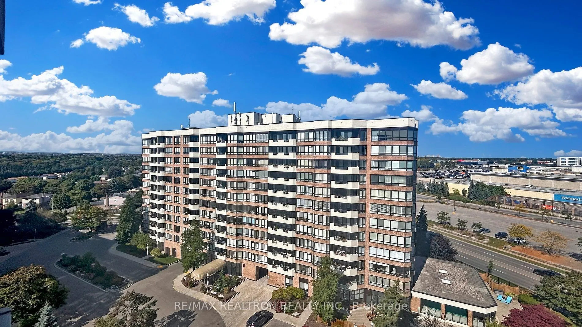 610 Bullock Dr, #1015