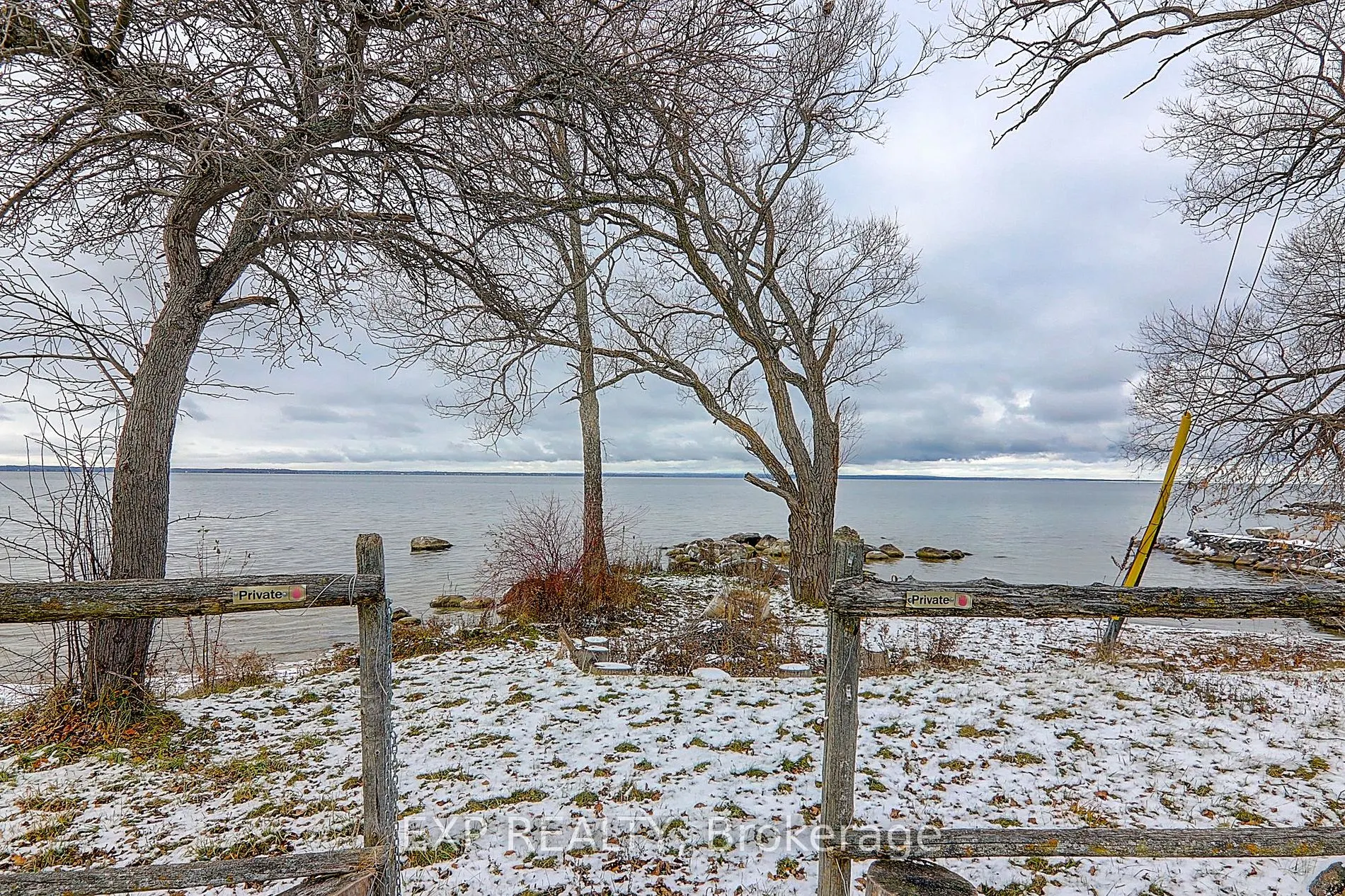 433 Lake Dr E