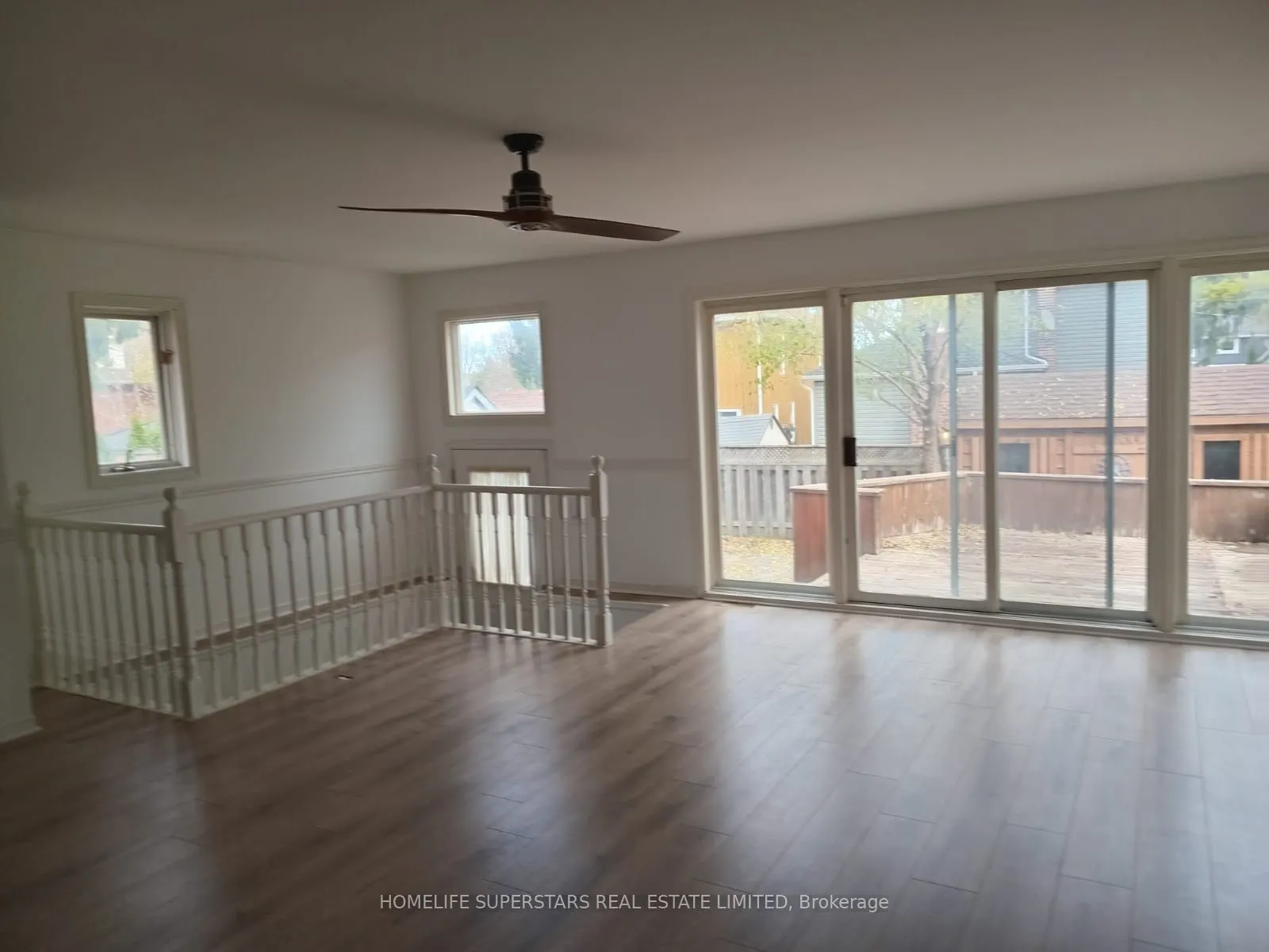 103 Arden Ave