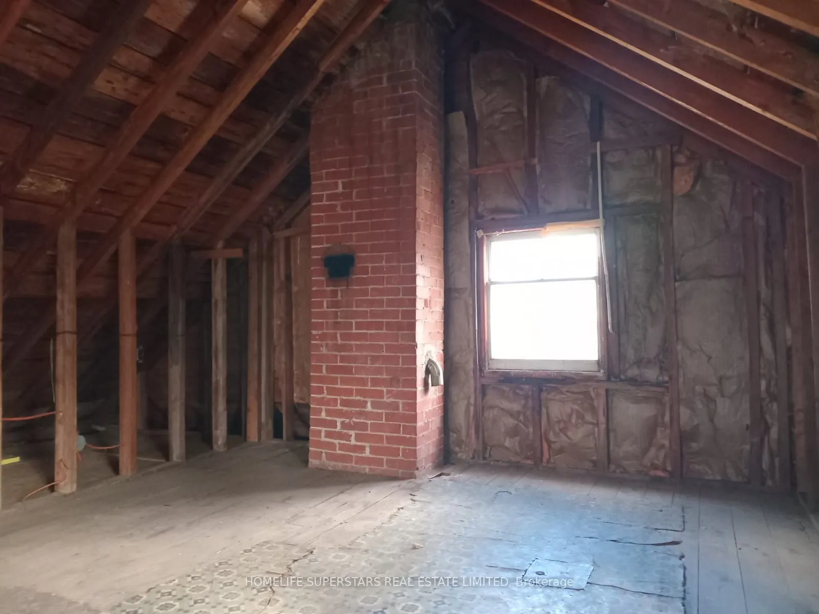103 Arden Ave