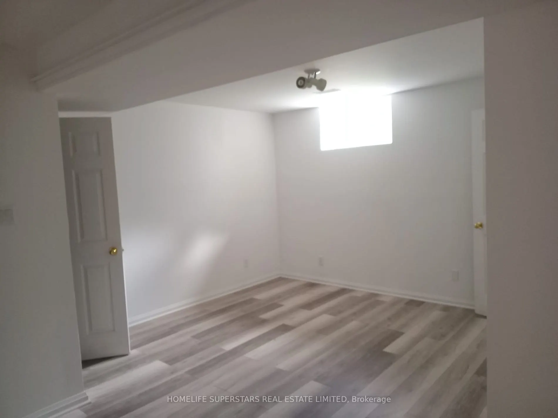 103 Arden Ave