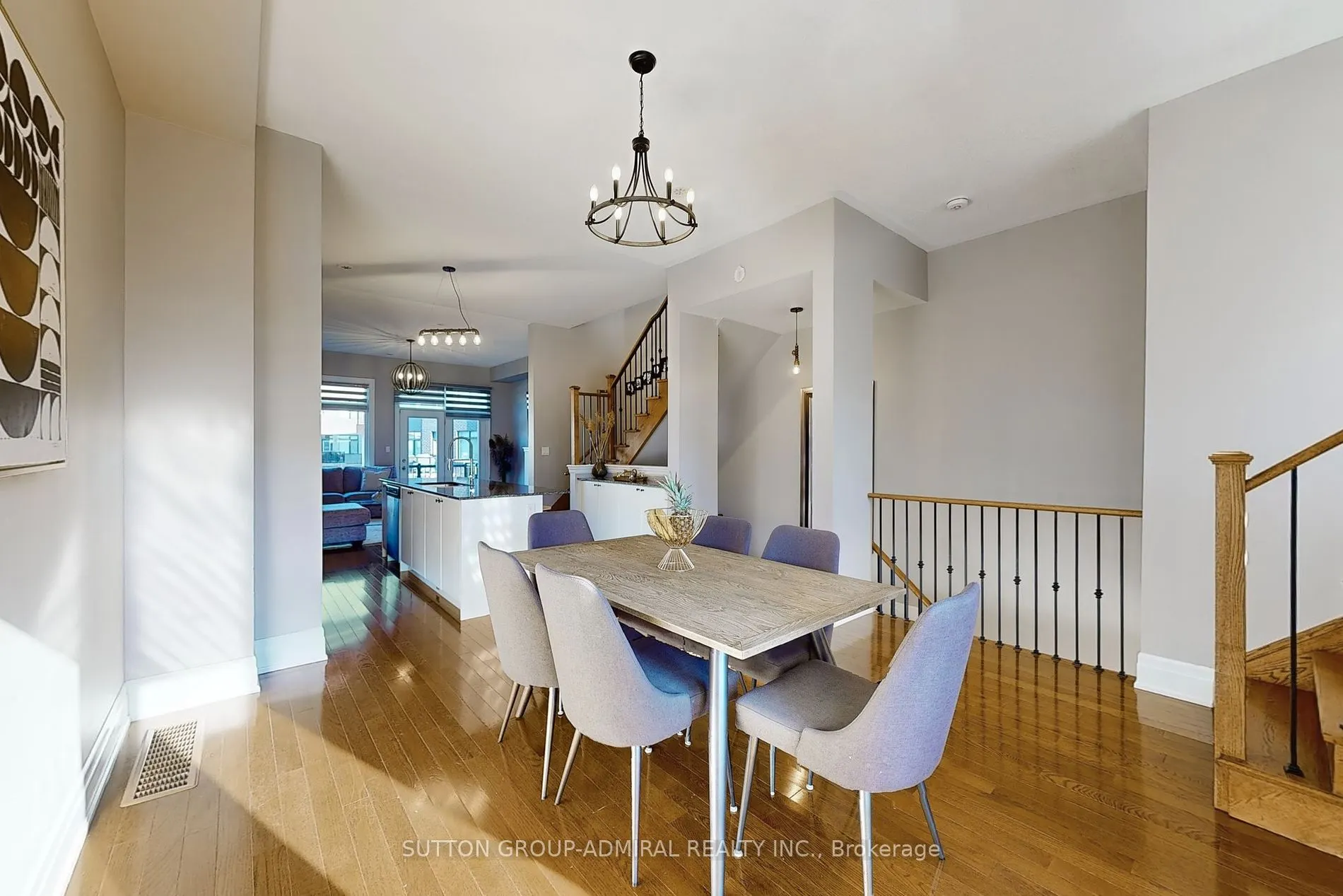 251 Thomas Cook Ave
