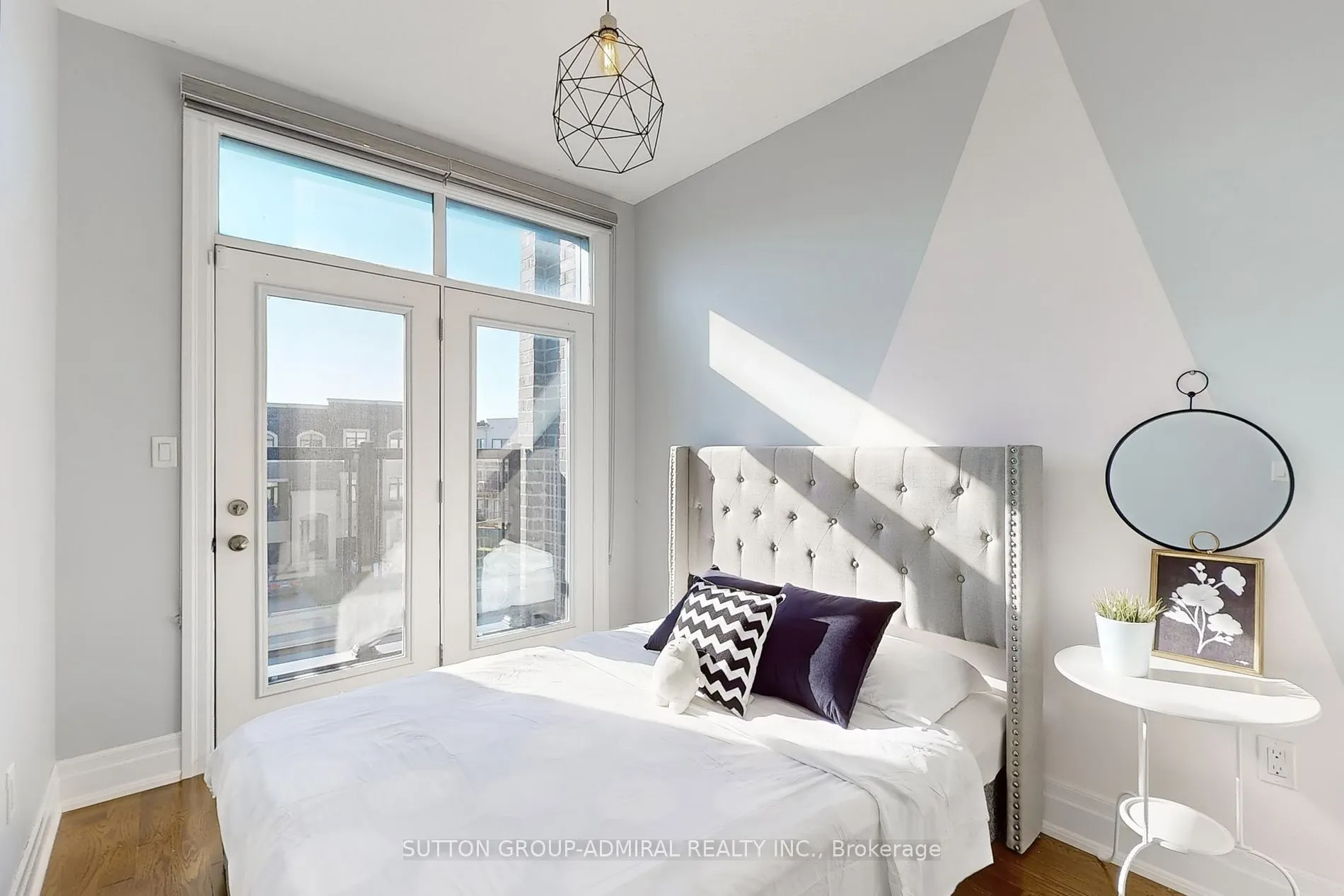 251 Thomas Cook Ave