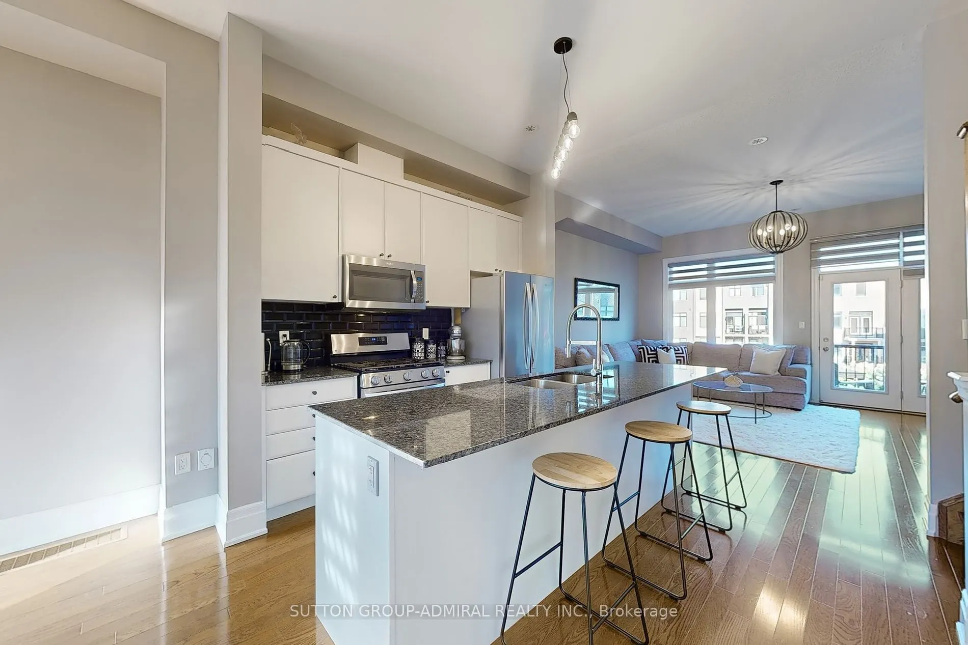 251 Thomas Cook Ave