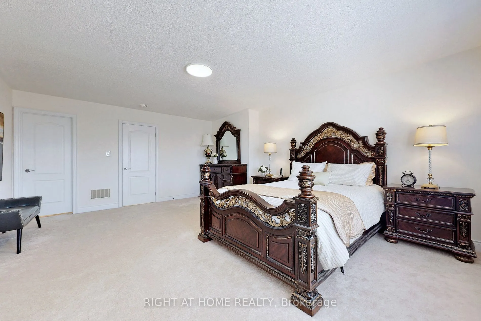 128 Milby Cres