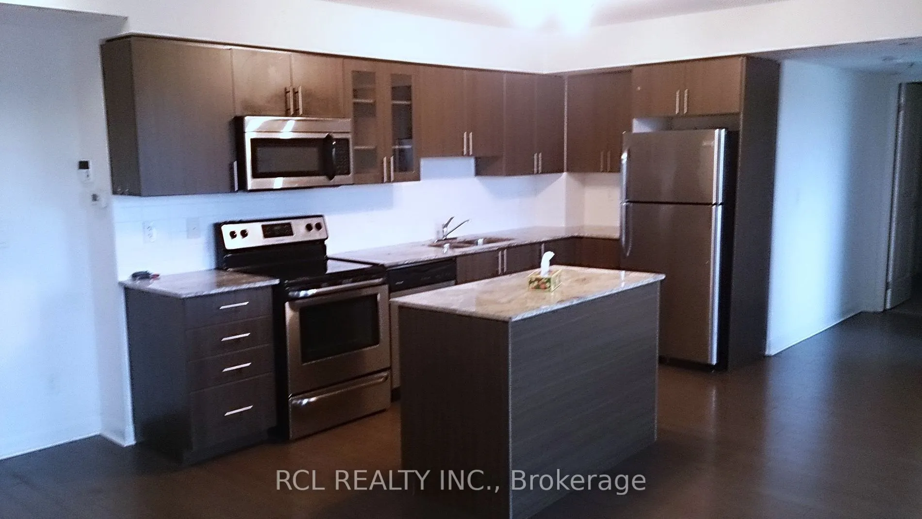 75 Norman Bethune Ave, #218
