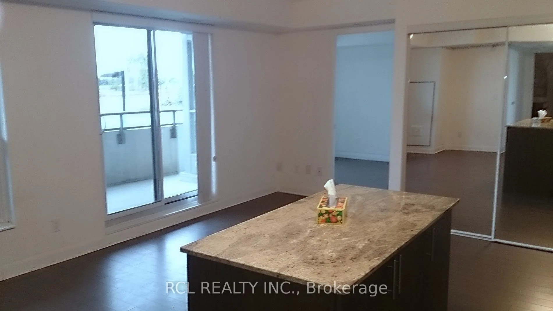75 Norman Bethune Ave, #218