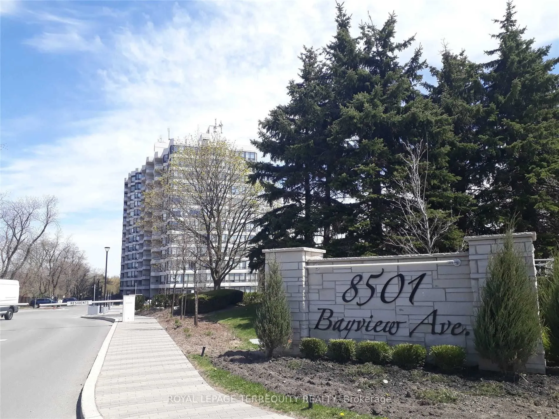 8501 Bayview Ave, #408