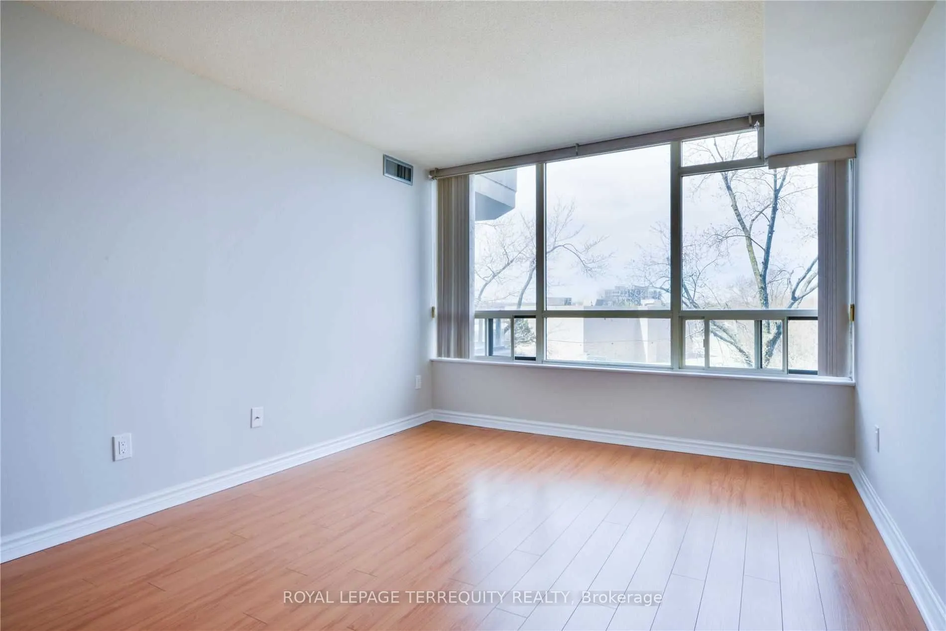 8501 Bayview Ave, #408