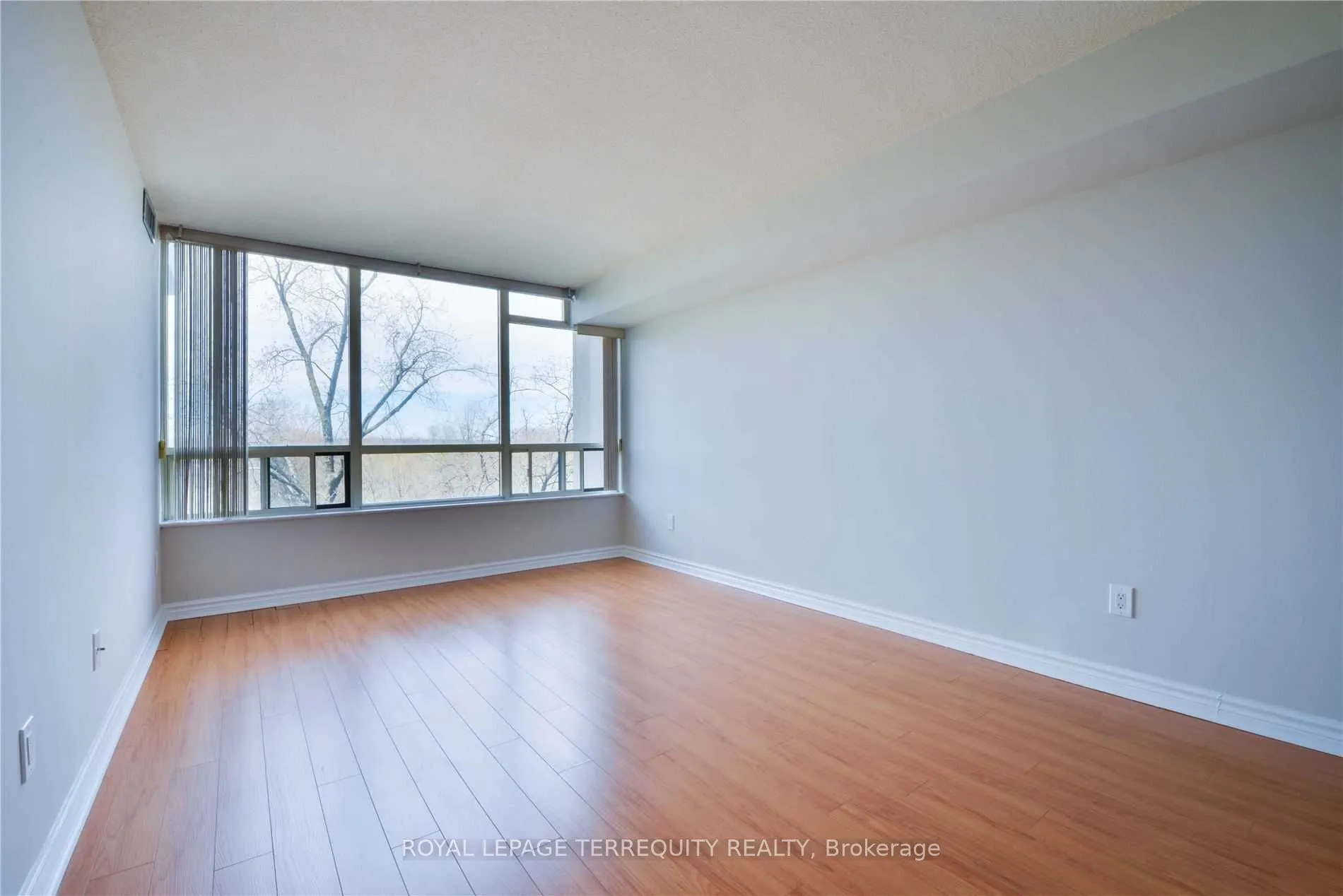 8501 Bayview Ave, #408