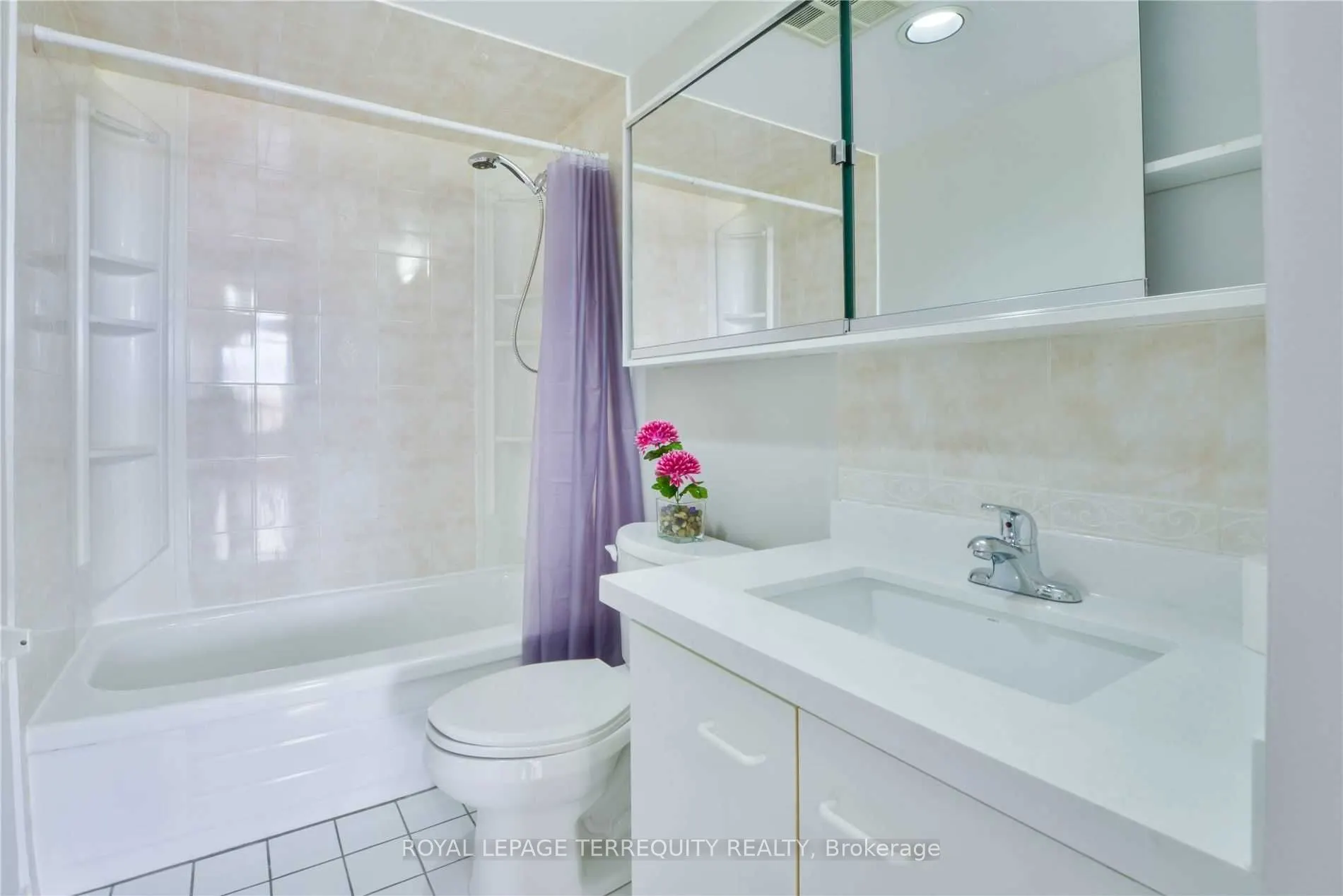 8501 Bayview Ave, #408