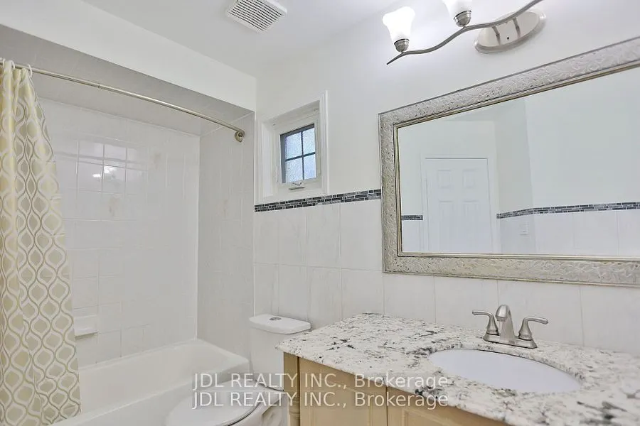 135 Stonebriar Dr