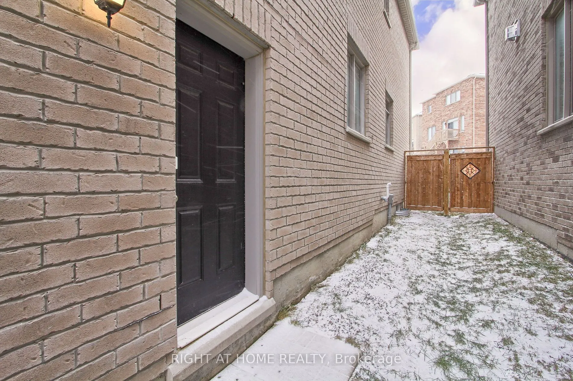 29 Pear Blossom Way