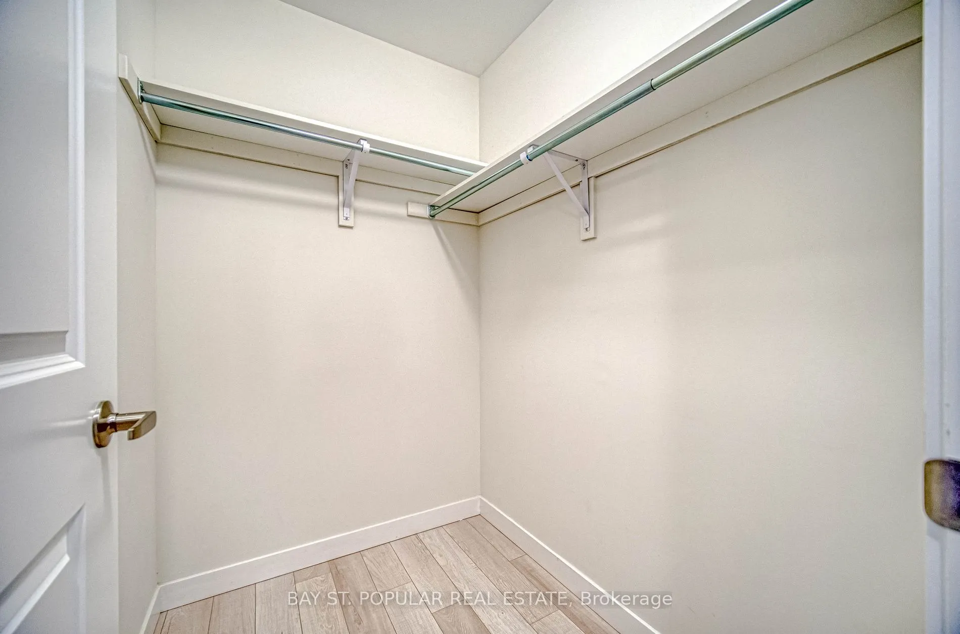 17 James Noble Lane, #106