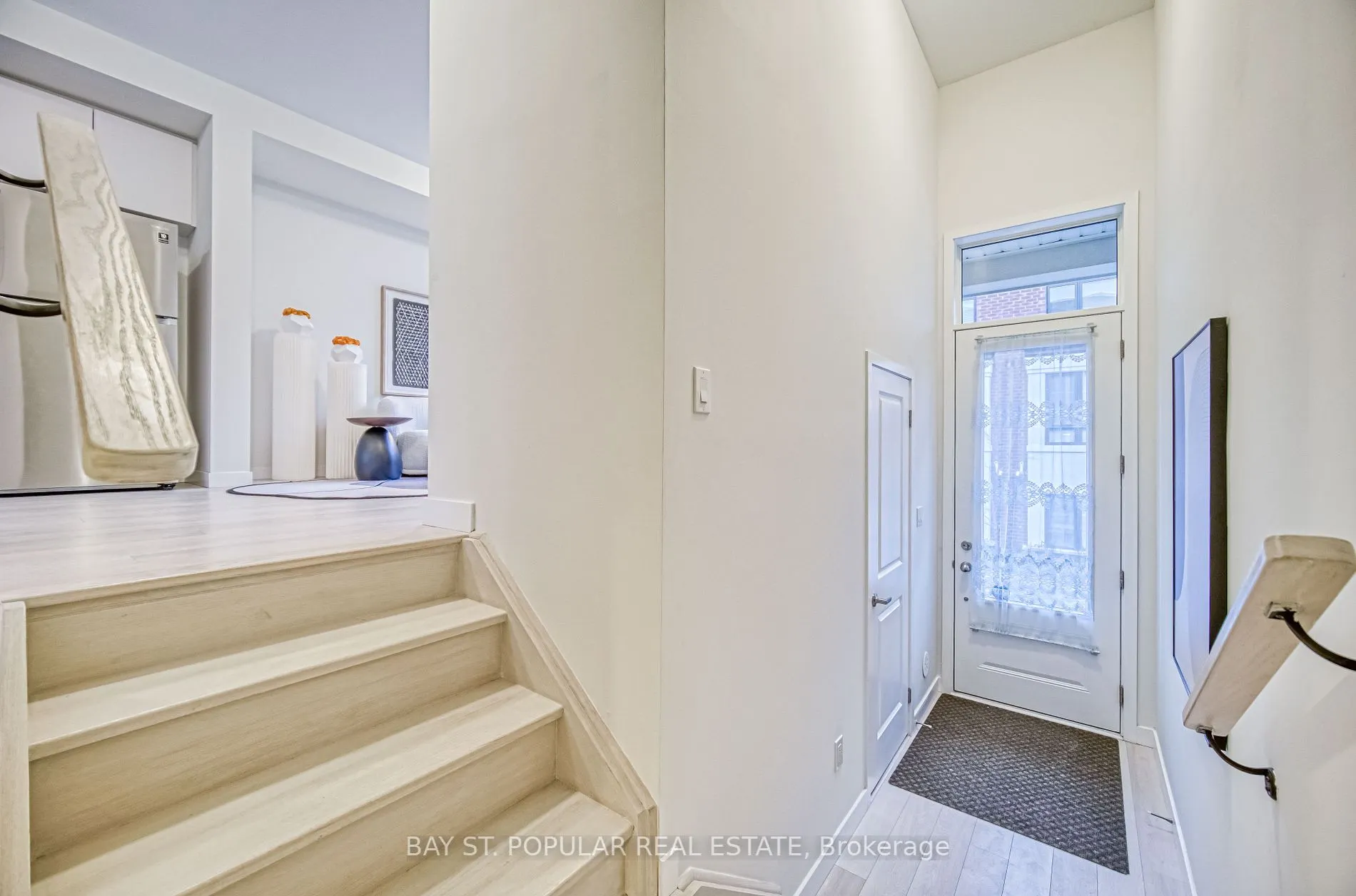 17 James Noble Lane, #106