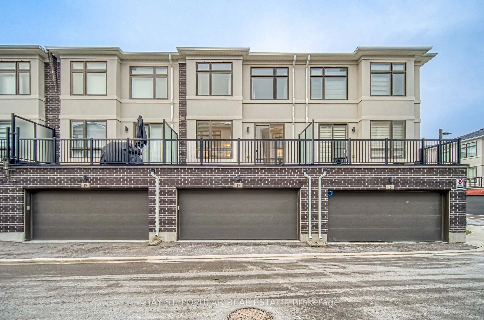 17 James Noble Lane, #106