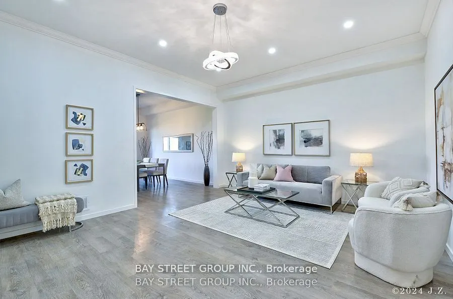 60 Elyse Crt