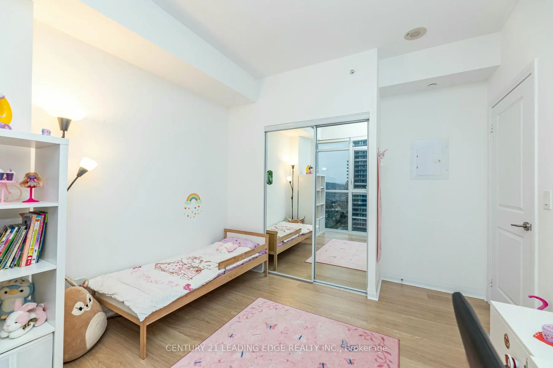55 Oneida Cres, #1208