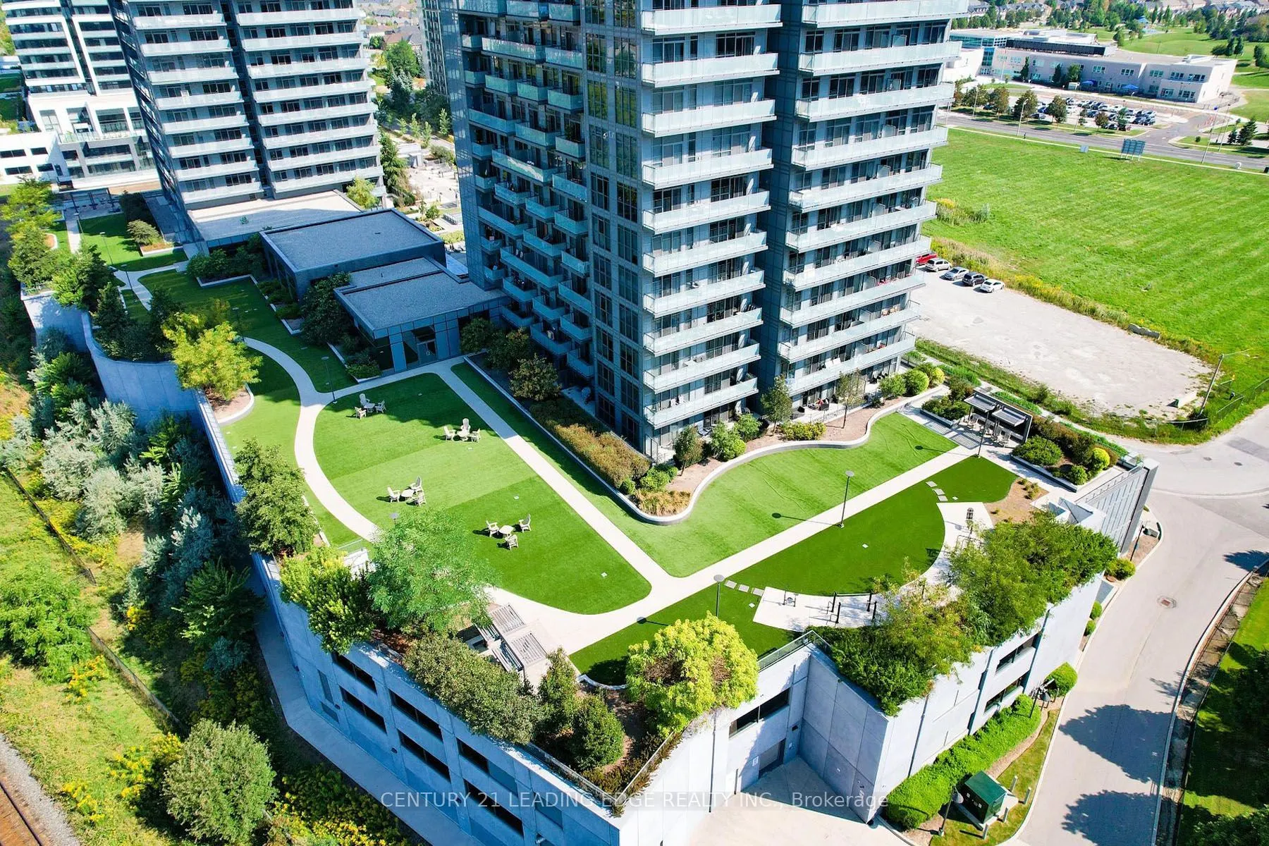 55 Oneida Cres, #1208