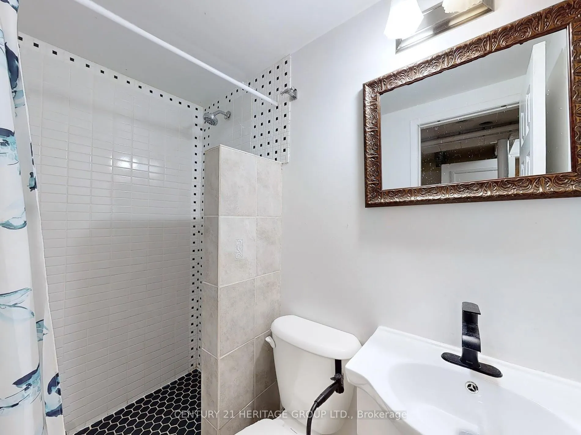 81 Lillooet Cres