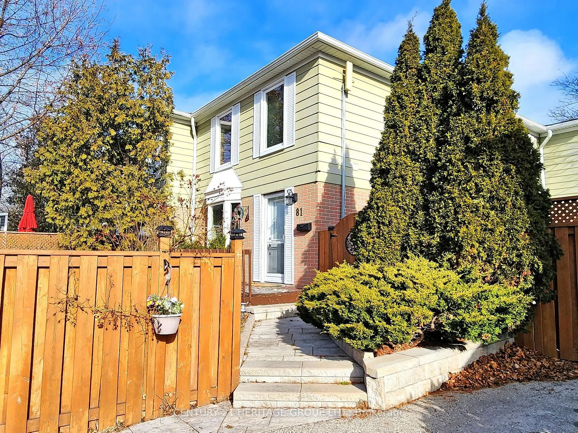 81 Lillooet Cres