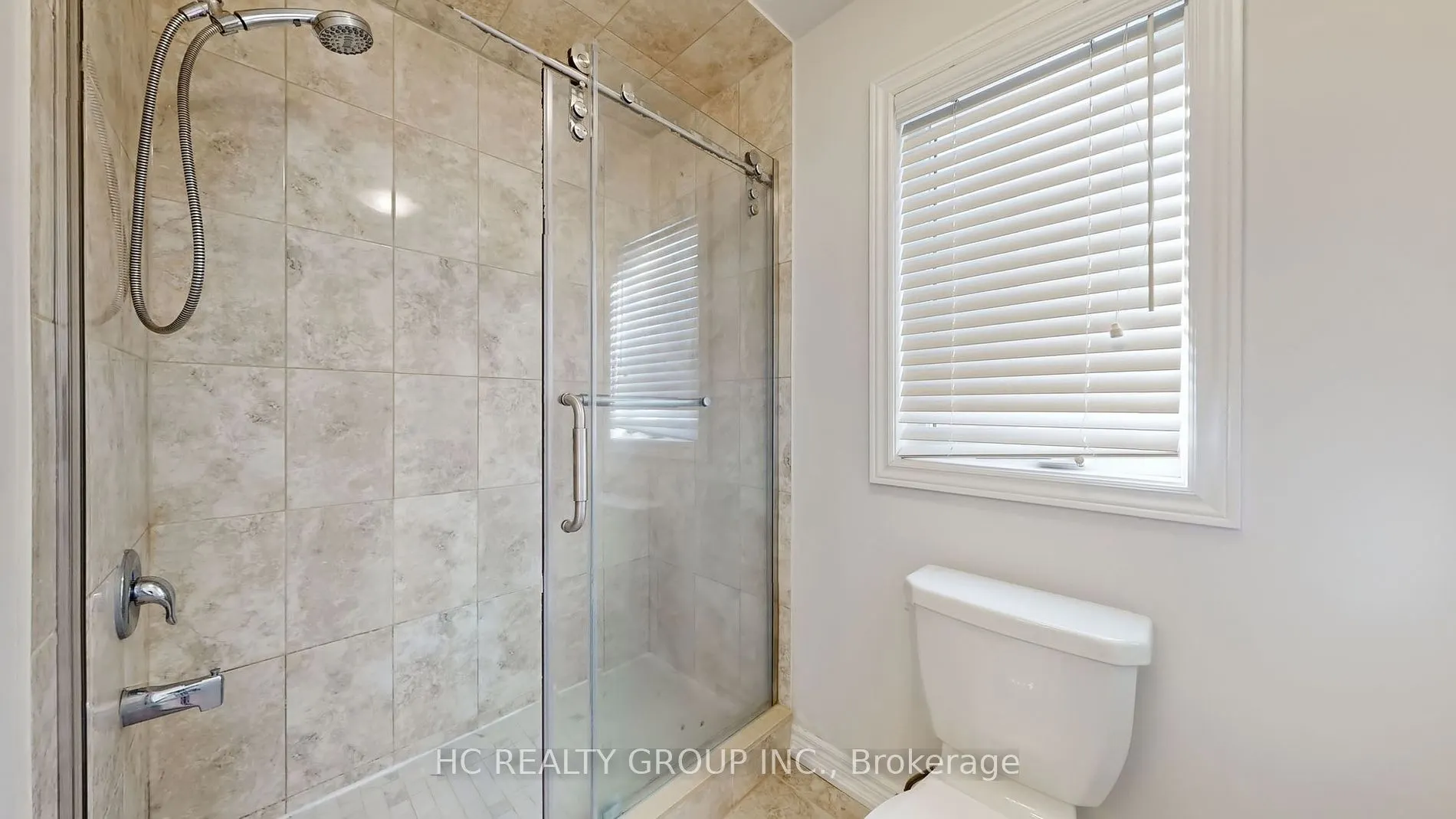 86 Robb Thompson Rd