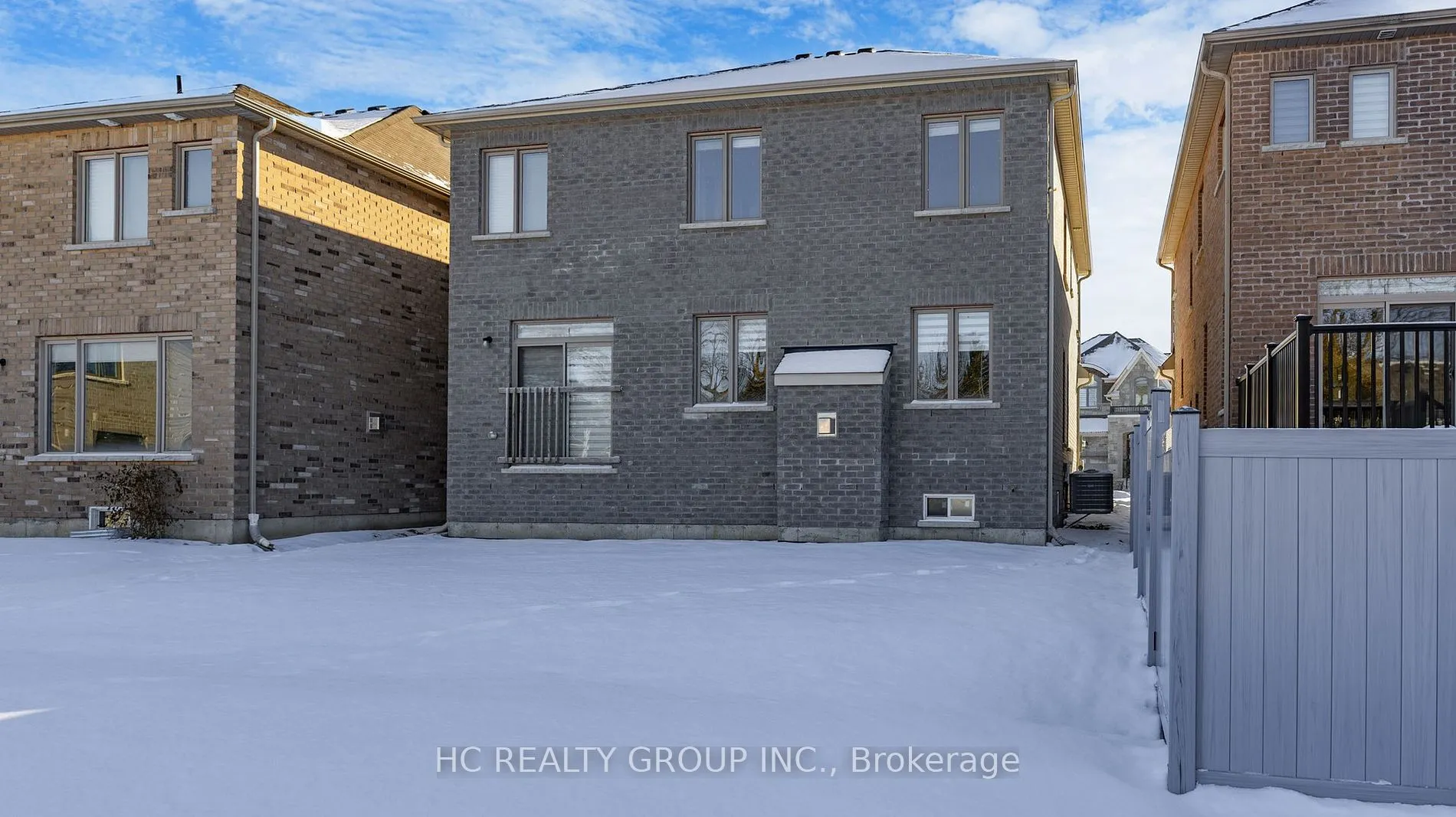 86 Robb Thompson Rd