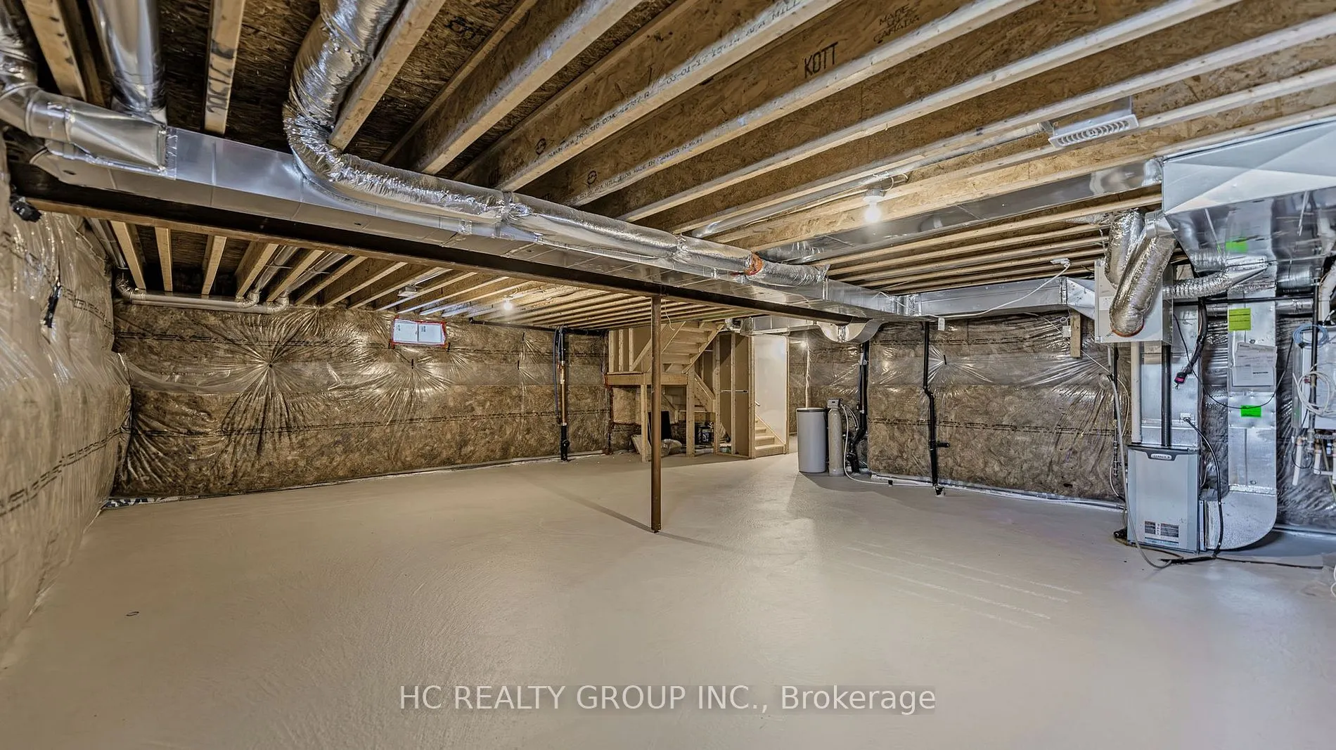 86 Robb Thompson Rd