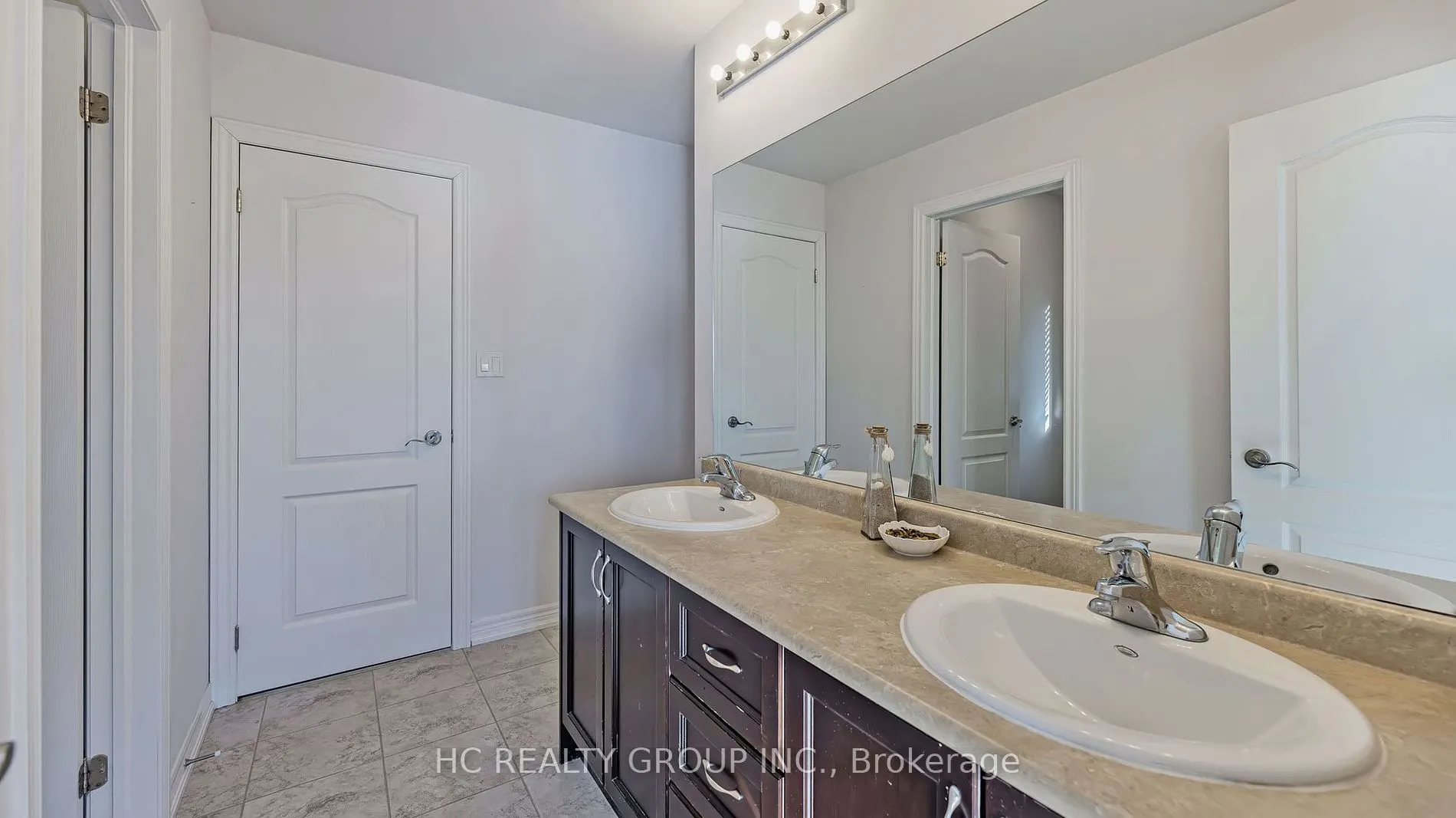 86 Robb Thompson Rd