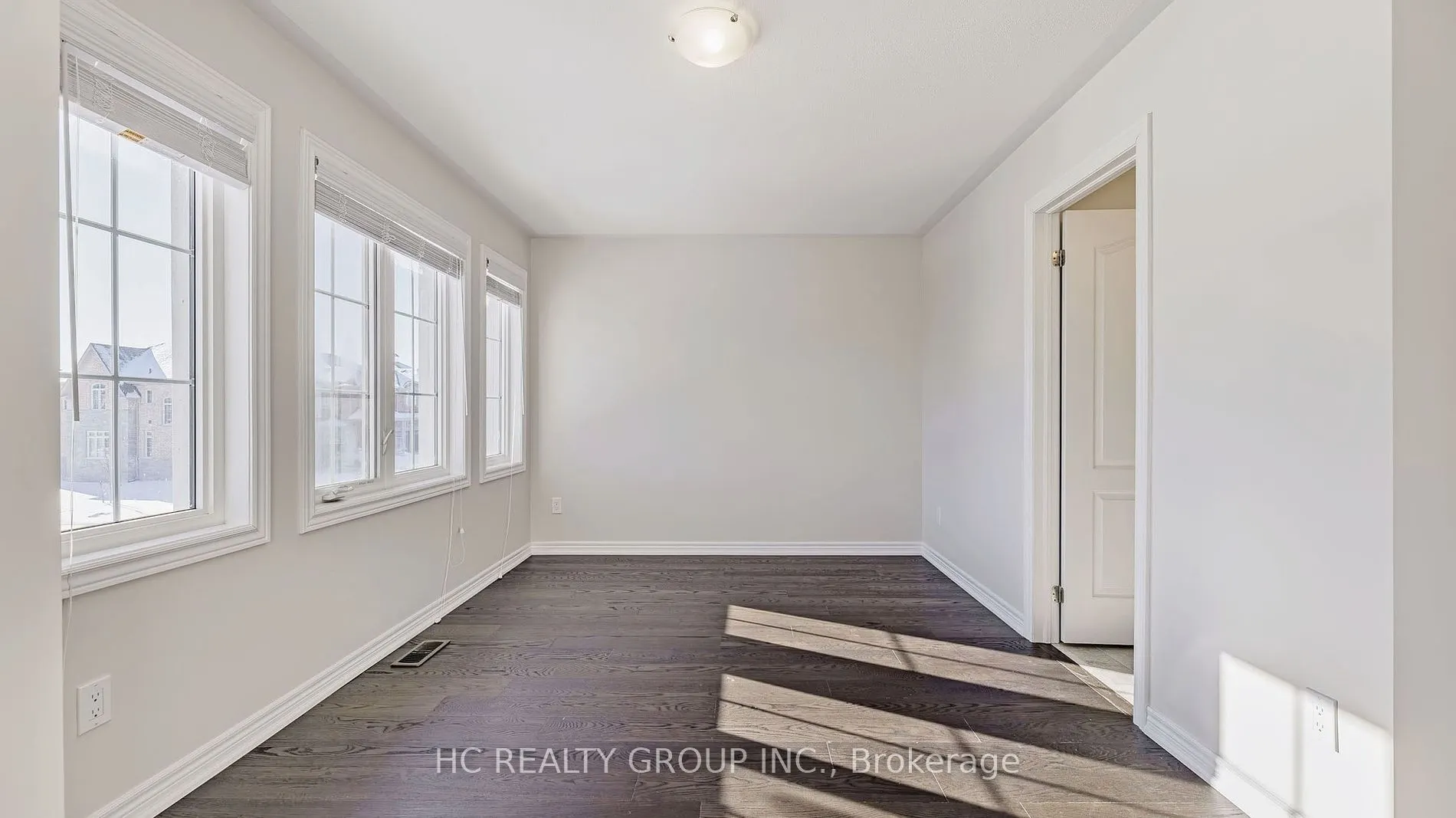 86 Robb Thompson Rd