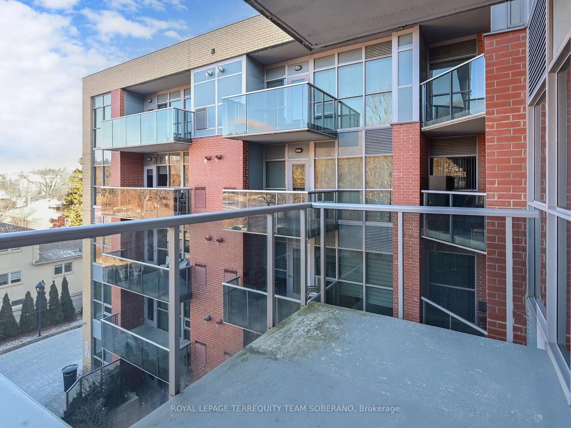 8302 Islington Ave W, #414