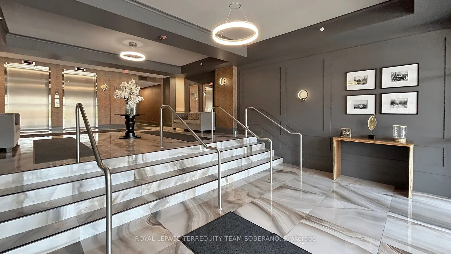 8302 Islington Ave W, #414