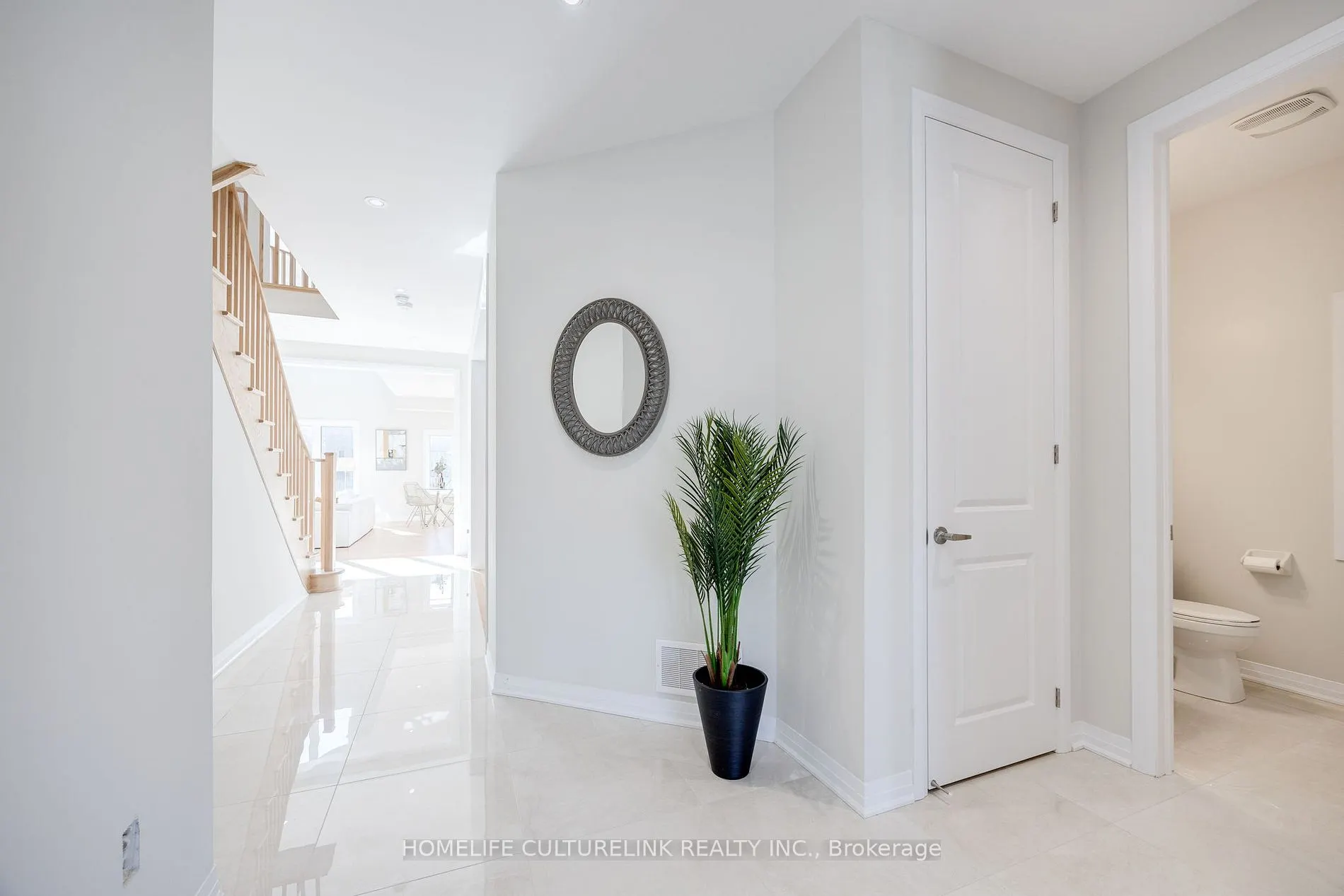 1207 Wickham Rd