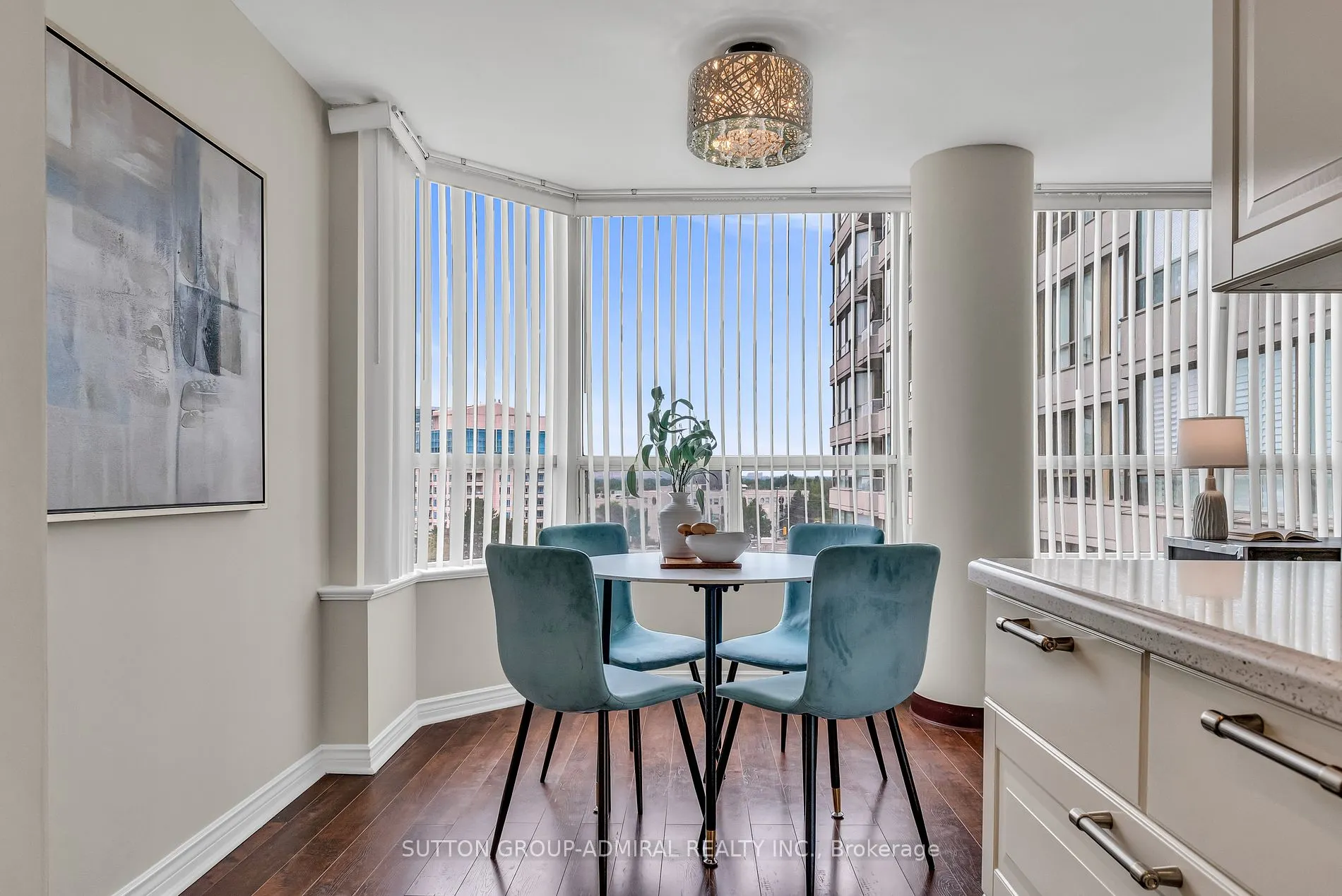7 Townsgate Dr, #716