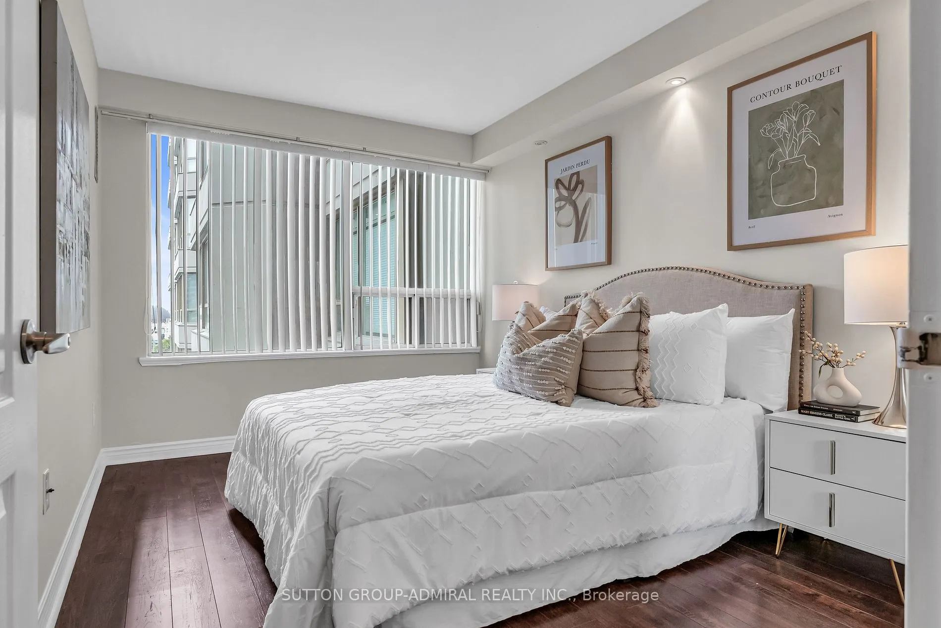 7 Townsgate Dr, #716