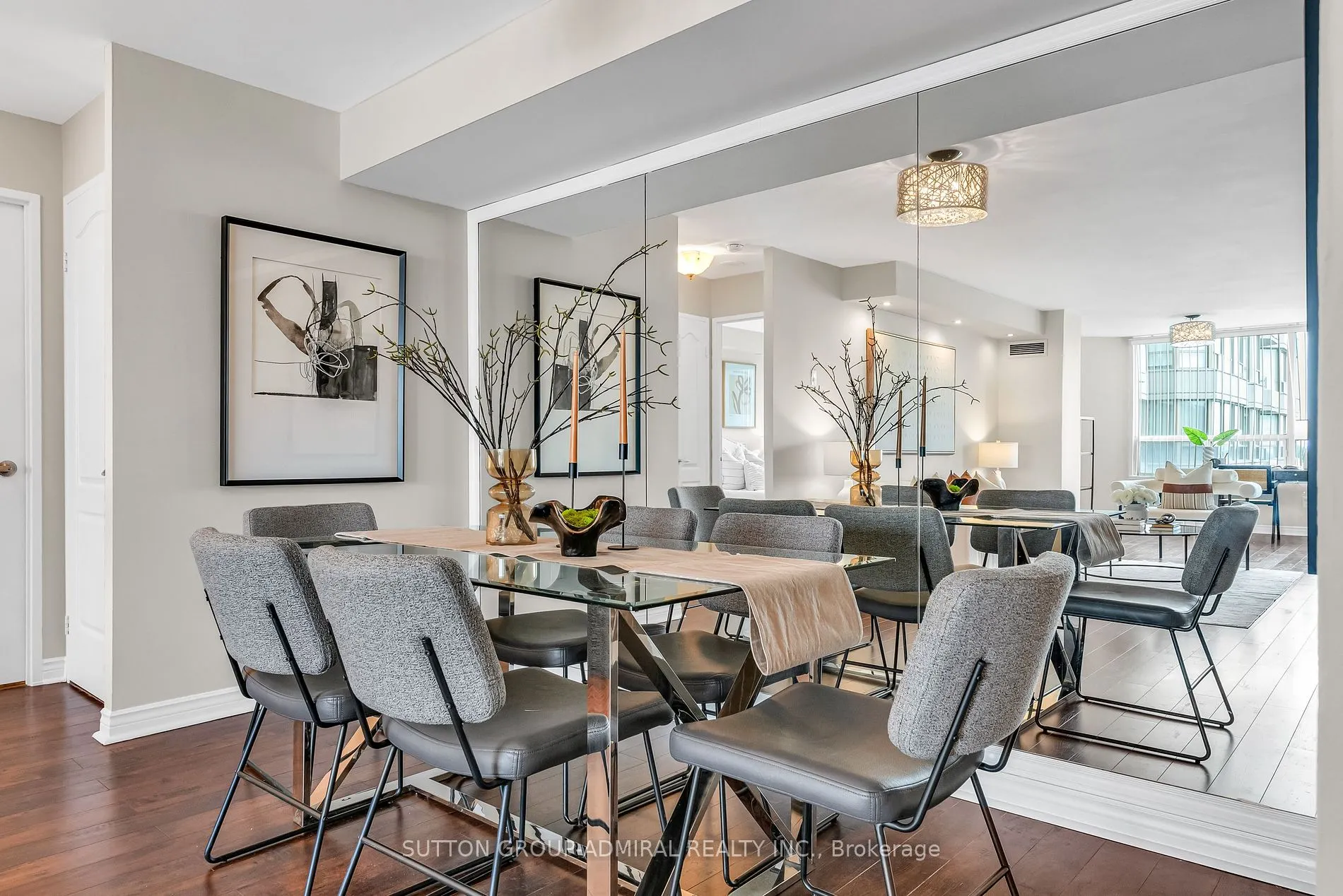 7 Townsgate Dr, #716