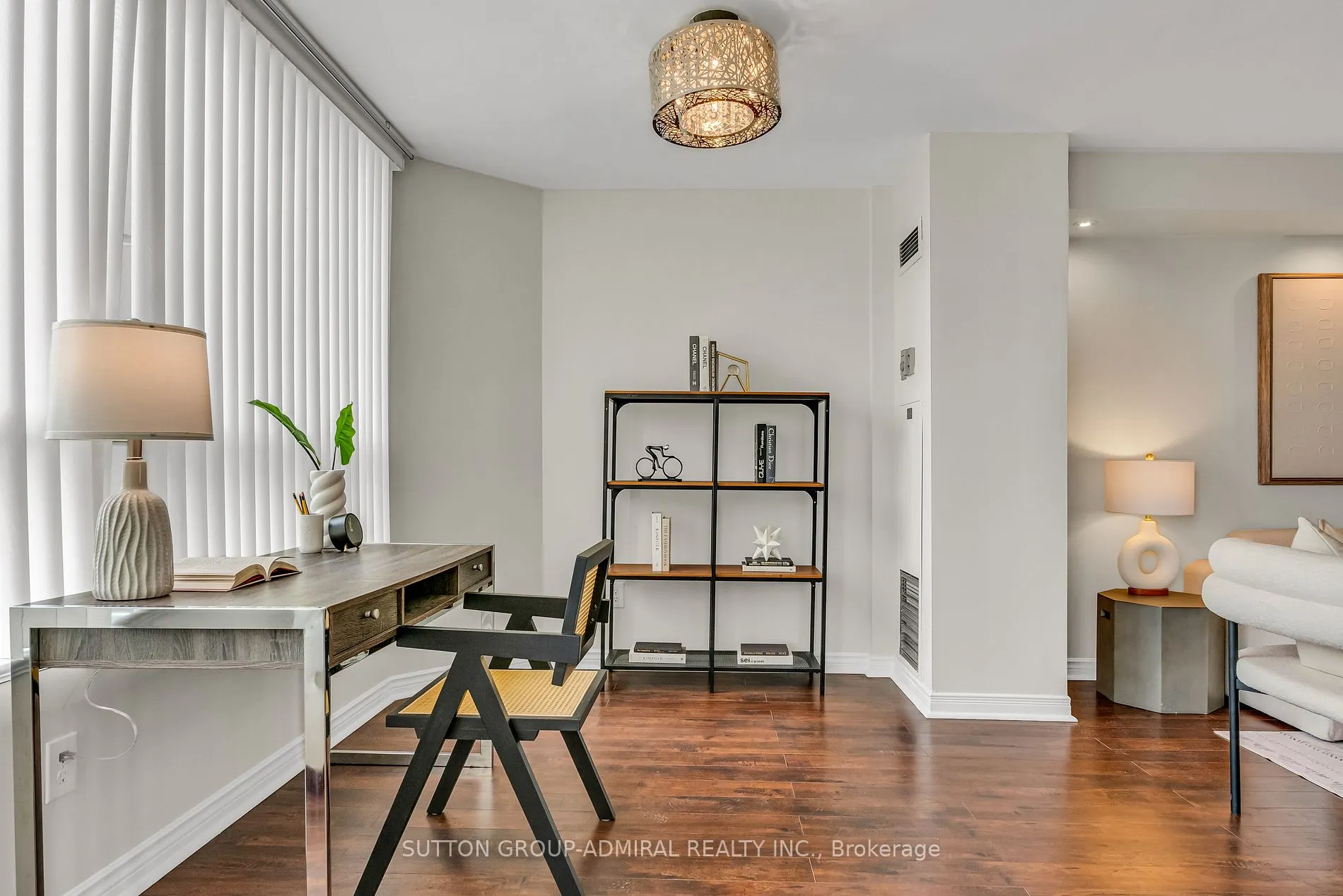 7 Townsgate Dr, #716