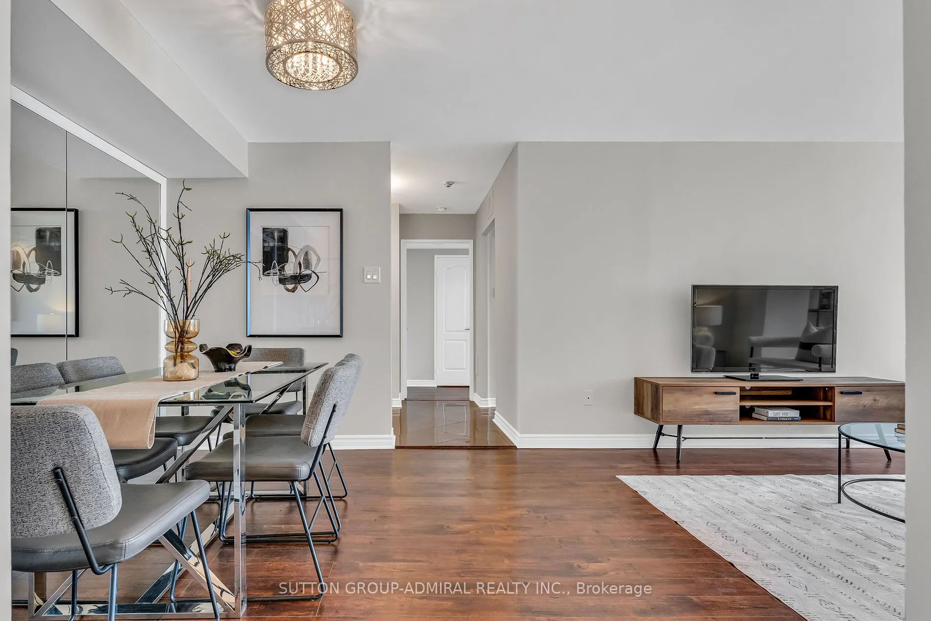 7 Townsgate Dr, #716