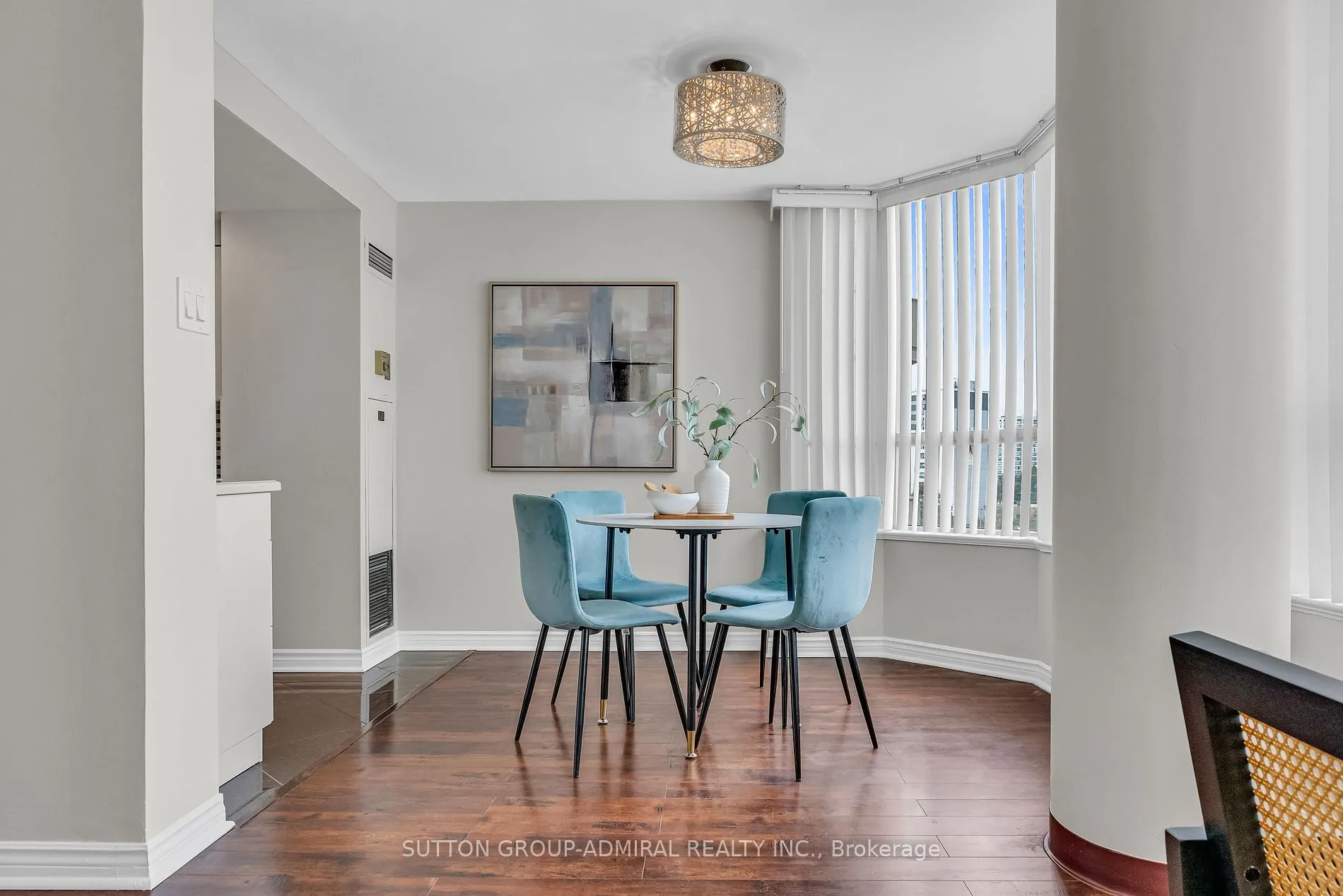 7 Townsgate Dr, #716