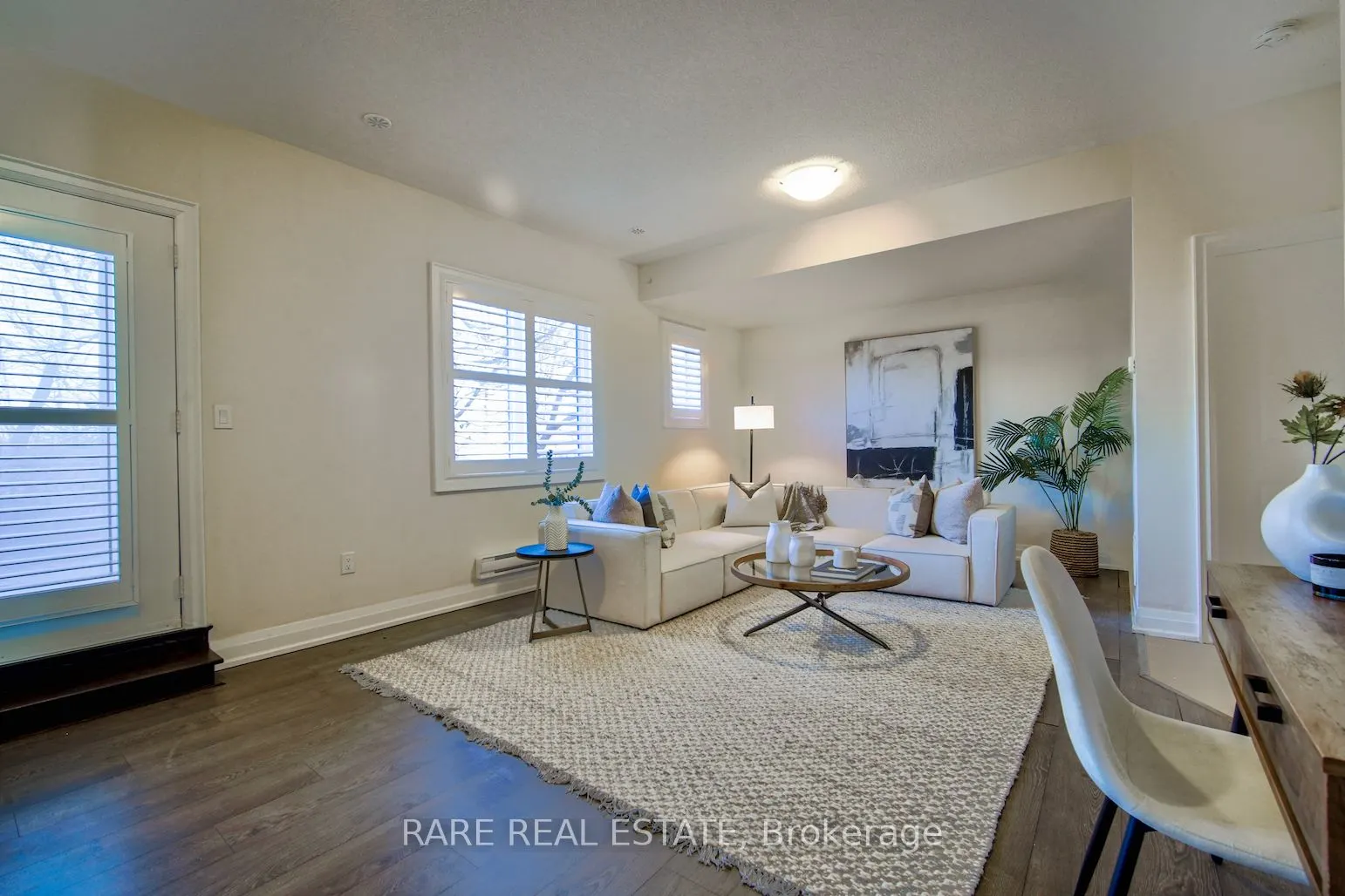 25 Plowman Lane